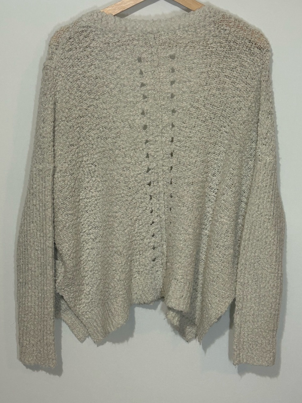 Free People Boho Slouch Bouclé Oatmeal Wool Blend Cardigan Sweater S - Picture 3 of 9